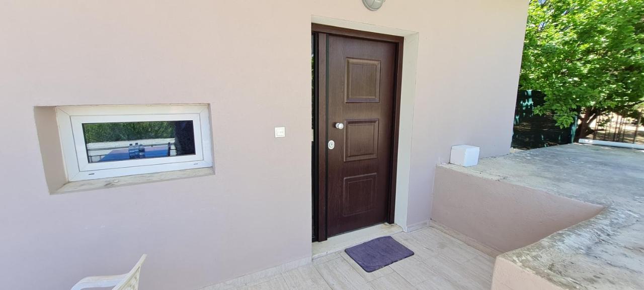 Gerys House Διαμέρισμα Νικιάνα Εξωτερικό φωτογραφία